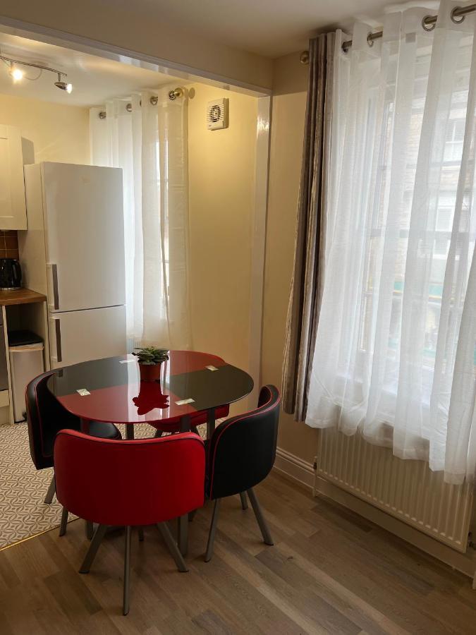 Glastonbury High Street Sanctuary- 2 Bd, Sleeps 4 Exterior foto